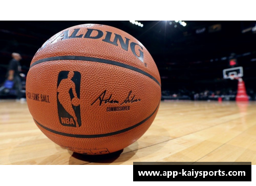 NBA最新消息：球员交易和转会动态详解，季前备战迎接新赛季